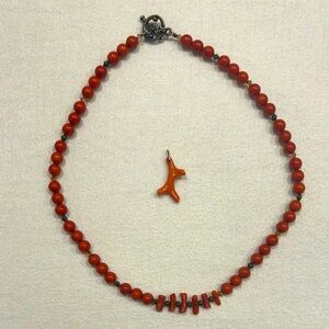 Vintage antique coral lot choker necklace and pendant